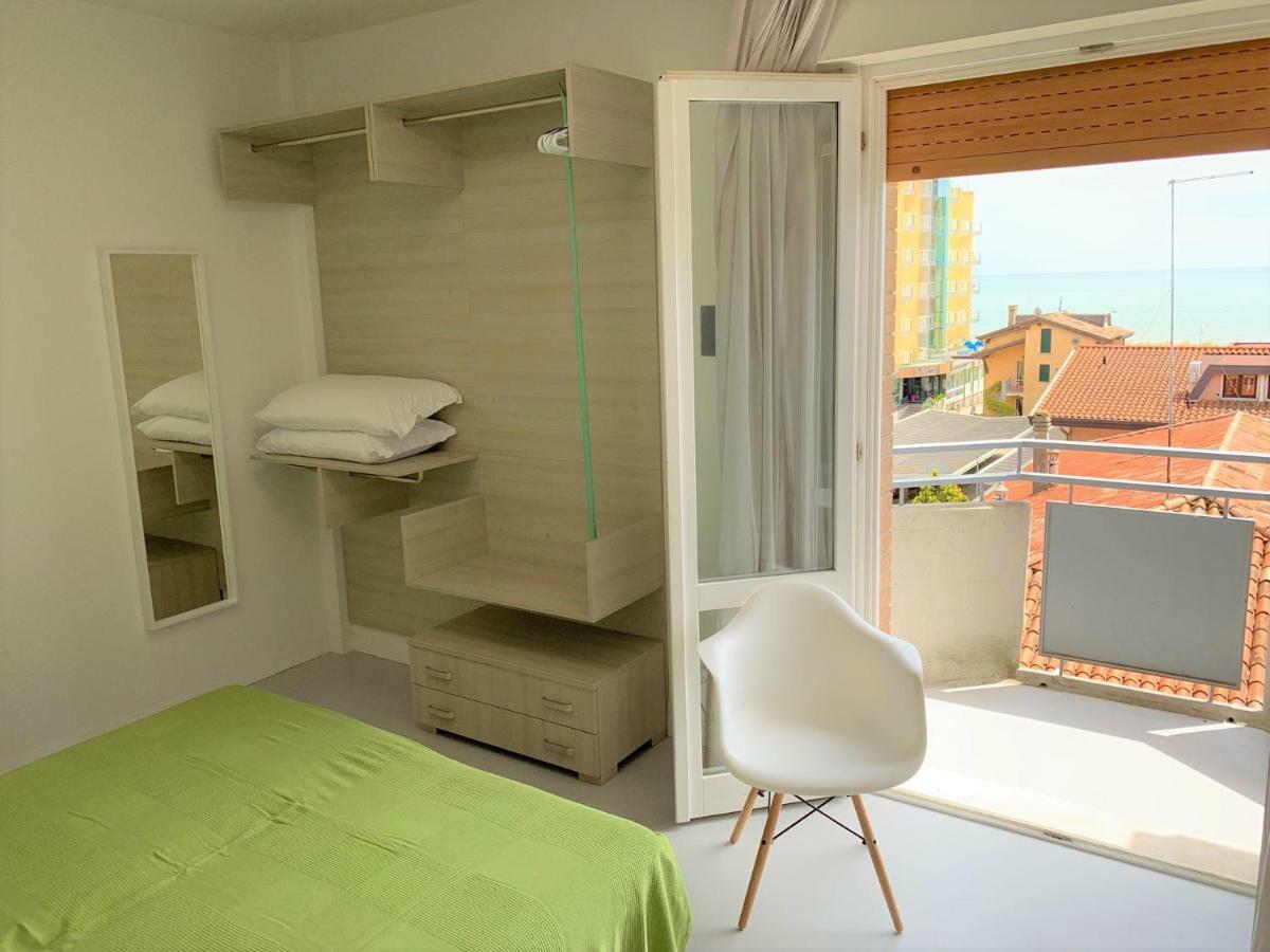 Hotel&Residence Al Mare Lido di Jesolo Exterior foto